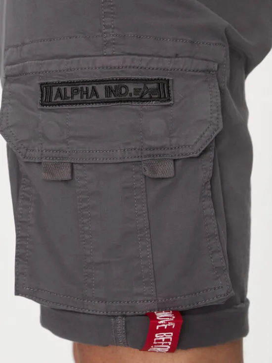 Alpha Industries Szorty materiałowe Crew 176203 Szary Slim Fit