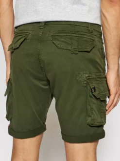 Alpha Industries Szorty materiałowe Crew 176203 Zielony Slim Fit