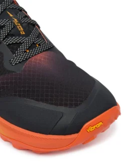Altra Buty do biegania Lone Peak 9+ AL0A85RG0 Czarny