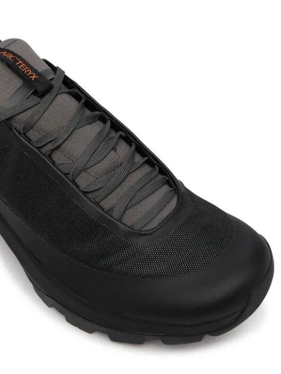 Arc'teryx Trekkingi Vertex Alpine X00000901 Czarny