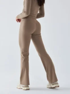 BeShaped Legginsy Dzwony - Morning Dew Beżowy Shaping Fit