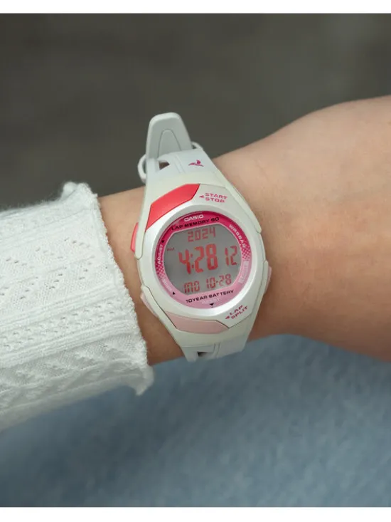 Casio Zegarek STR-300-7EG Biały
