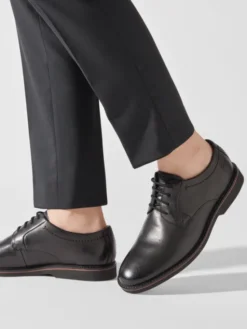 Clarks Półbuty Atticus Ltlace 261736087 Czarny
