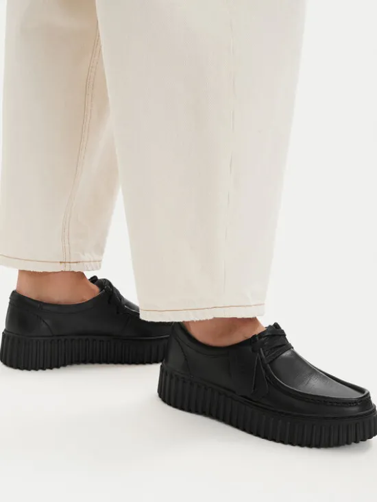 Clarks Półbuty Torhill Bee 26186665 Czarny