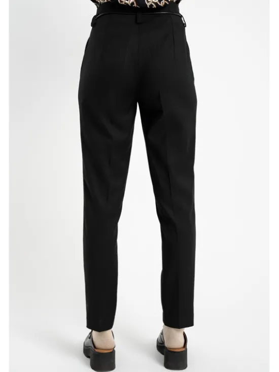 CLICK Spodnie damskie 30-459 Czarny Anatomic Fit