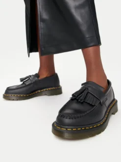 Dr. Martens Loafersy Adrian Ys 22209001 Czarny