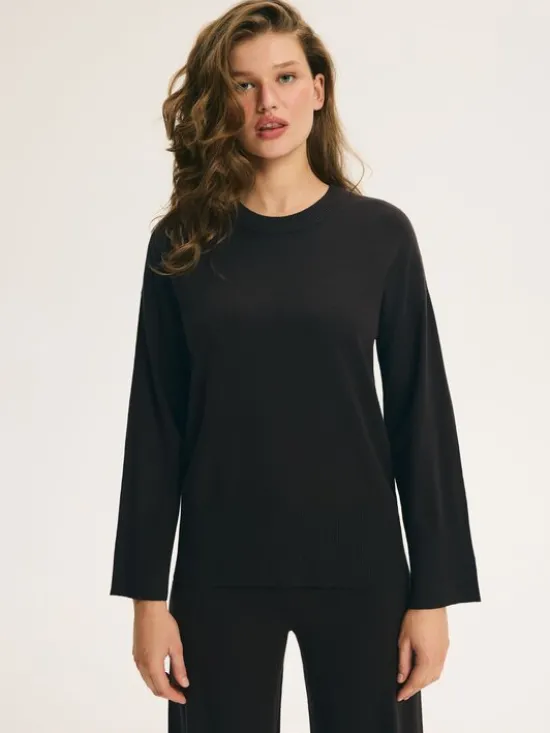 Esotiq Komplet sweter i spodnie materiałowe 46082 Brązowy Regular Fit
