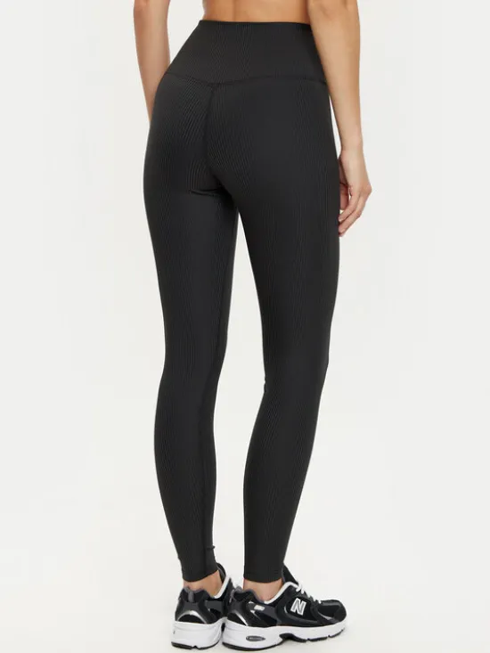 Girlfriend Collective Legginsy 4034 Czarny Slim Fit