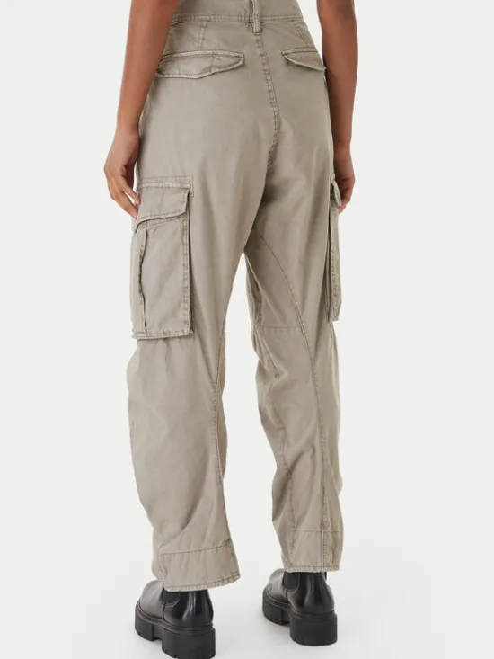 G-STAR Spodnie materiałowe D28756-D388 Beżowy Boyfriend Fit