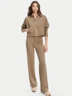 Guess Bluza V5YL08 KCX42 Brązowy Regular Fit
