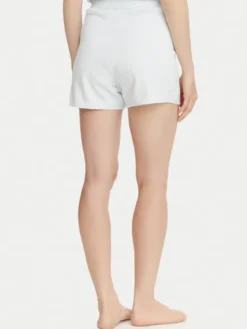 Guess Szorty materiałowe O6BD01 Z1148 Niebieski jasny Regular Fit