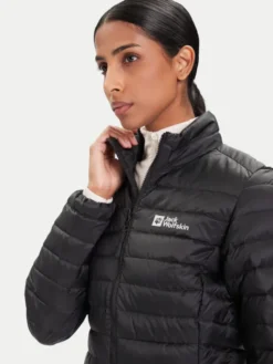 Jack Wolfskin Kurtka puchowa Pilvi 1207761 Czarny Regular Fit
