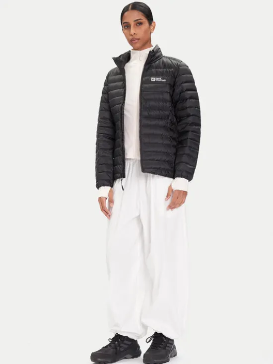Jack Wolfskin Kurtka puchowa Pilvi 1207761 Czarny Regular Fit