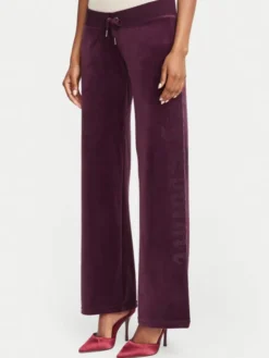 Juicy Couture Spodnie dresowe Old Gothic JCWBJ226334 Fioletowy Regular Fit