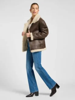 Lee Kurtka przejściowa AVIATOR JACKET Brązowy Relaxed Fit