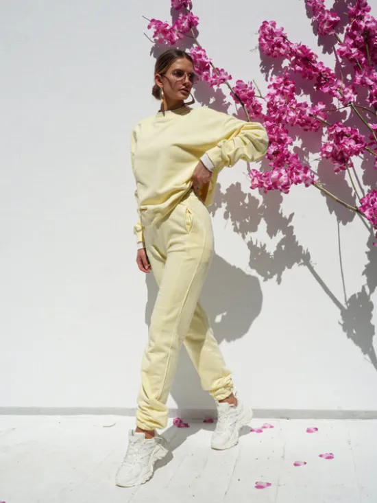 LilaLou Dres Poli Żółty Regular Fit