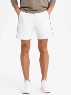 Ombre Szorty materiałowe OM-SRSK-0182 Biały Regular Fit