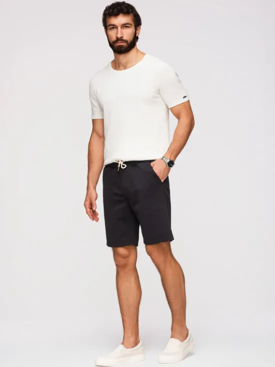 Ombre Szorty materiałowe OM-SRSK-0124 Czarny Regular Fit