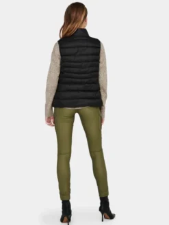 ONLY Bezrękawnik New Claire 15225157 Czarny Regular Fit