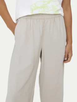 ONLY Spodnie materiałowe Aris 15337956 Beżowy Straight Fit
