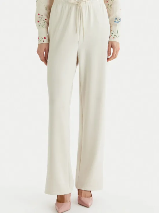 ONLY Spodnie materiałowe Maya 15369156 Beżowy Loose Fit