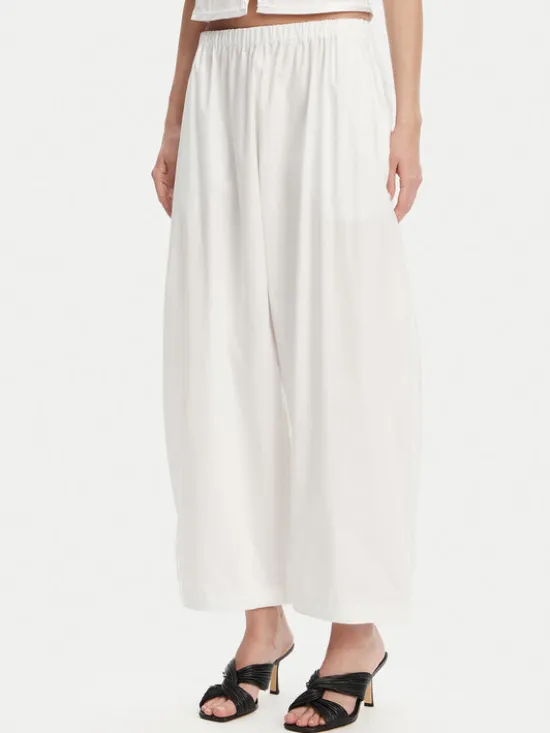 PINKO Spodnie materiałowe 105210 A2LD Biały Relaxed Fit