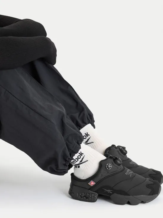 Reebok Klapki EO-INSTAPUMP FURY MULE 100230815 Czarny