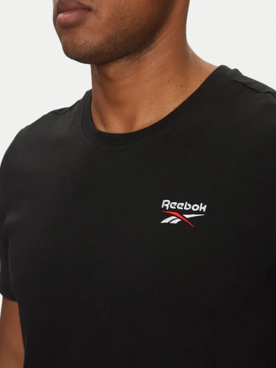 Reebok T-Shirt 100221874 Czarny Regular Fit
