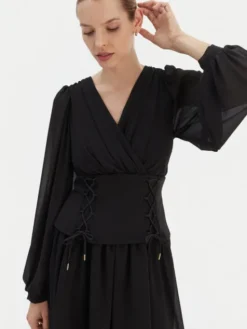 Rinascimento Sukienka koktajlowa CFC0126603003 Czarny Regular Fit