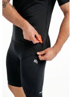 ROUGH RADICAL Koszulka techniczna VITAL ZIP Czarny Slim Fit