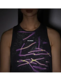 Salomon Koszulka techniczna SHAKEout CORE GRAPHIC TANK GFX Czarny Regular Fit