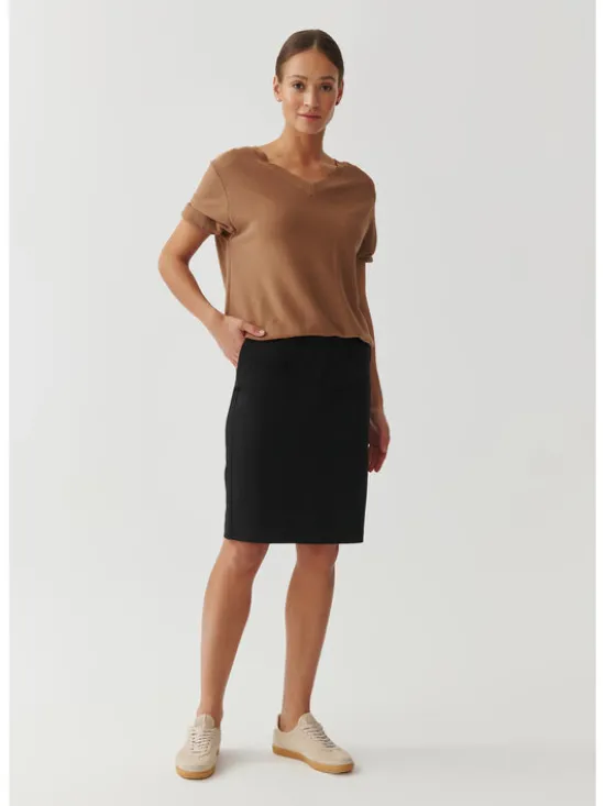 TATUUM Spódnica midi JANA Czarny Close Fit