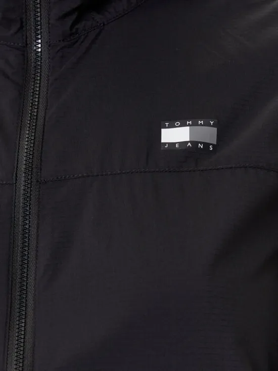 Tommy Jeans Wiatrówka DW0DW21188 Czarny Regular Fit