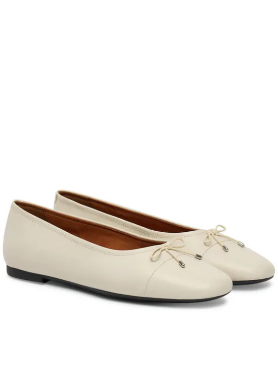 Vagabond Shoemakers Baleriny Jolin 5508-101-02 Écru