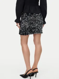 Vero Moda Spódnica mini Bella 10335704 Czarny Slim Fit