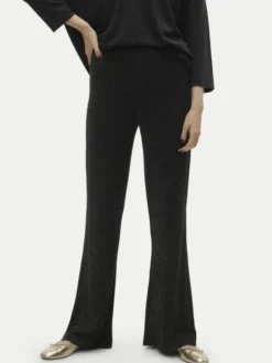 Vero Moda Spodnie dzianinowe Kanva 10296871 Czarny Regular Fit