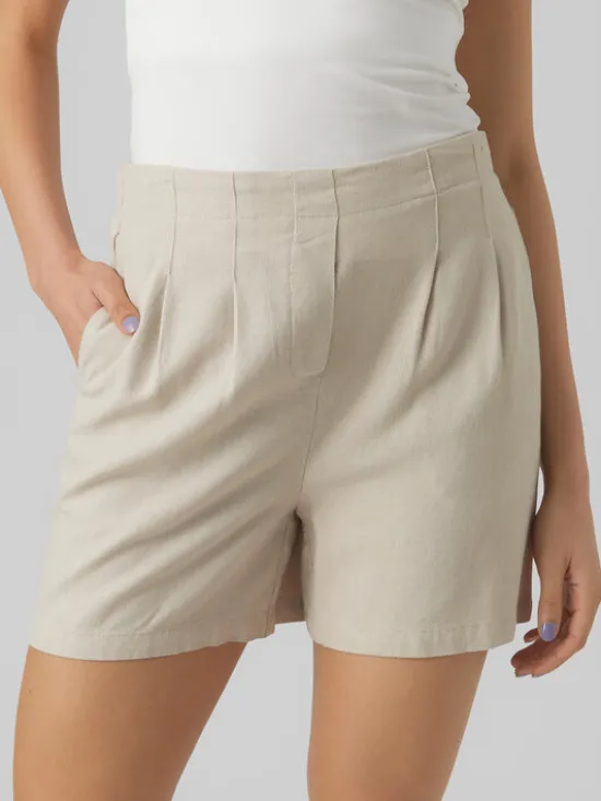 Vero Moda Szorty materiałowe Jesmilo 10279694 Beżowy Regular Fit