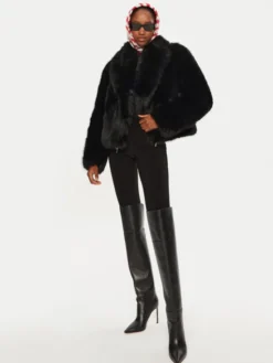 YES LONDON Futro 026 Czarny Regular Fit